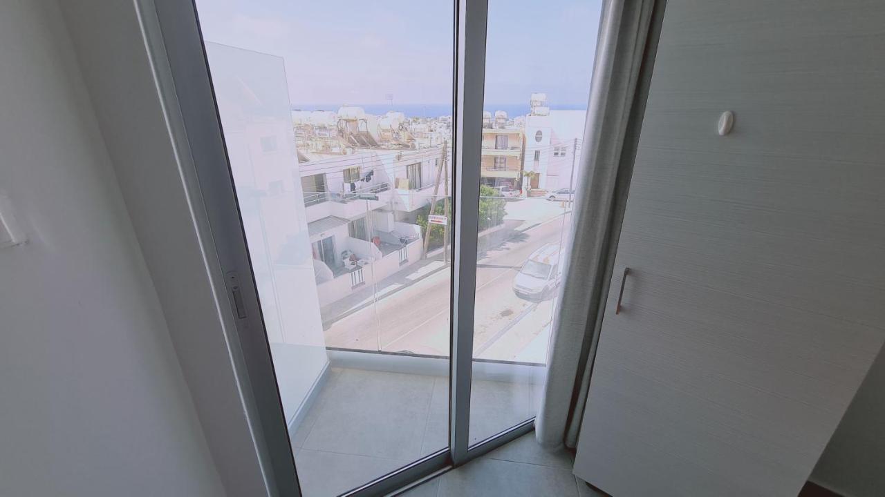 Stay Napa Living Studios Ayia Napa Exteriör bild