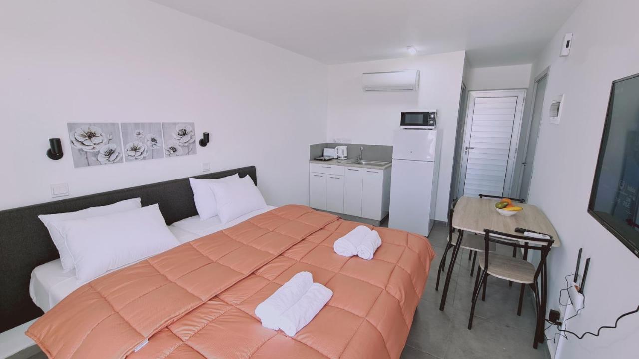 Stay Napa Living Studios Ayia Napa Exteriör bild