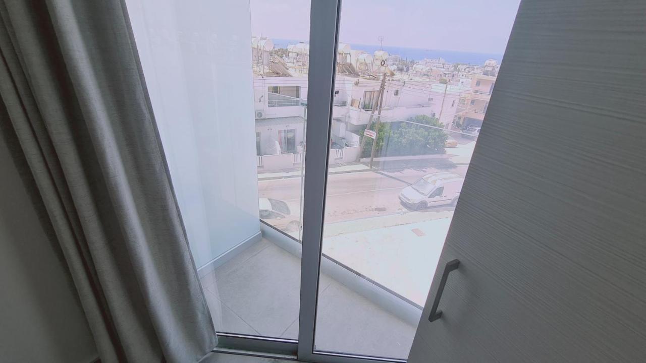 Stay Napa Living Studios Ayia Napa Exteriör bild