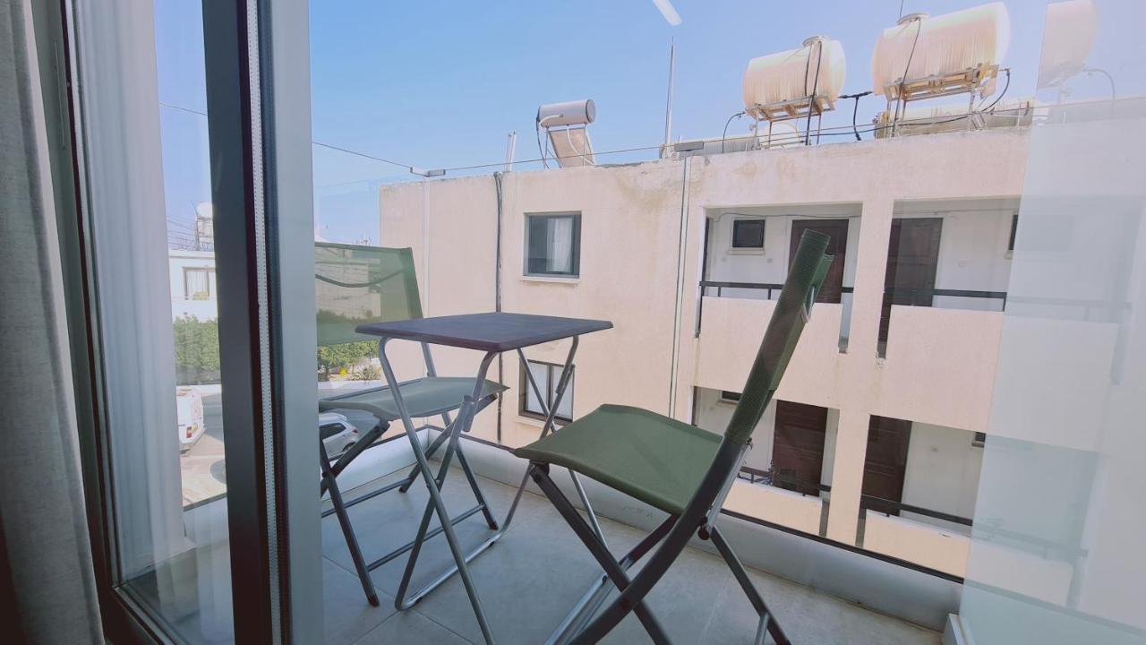 Stay Napa Living Studios Ayia Napa Exteriör bild