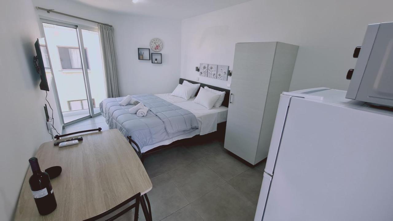 Stay Napa Living Studios Ayia Napa Exteriör bild