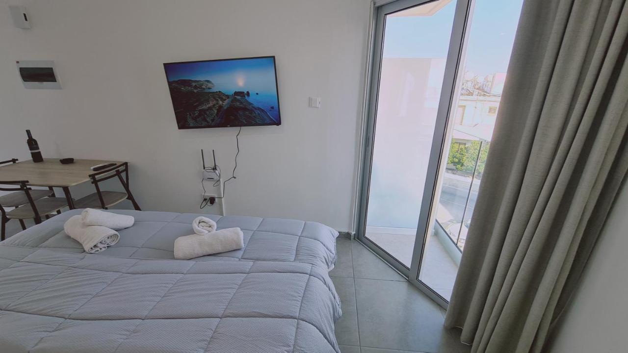 Stay Napa Living Studios Ayia Napa Exteriör bild